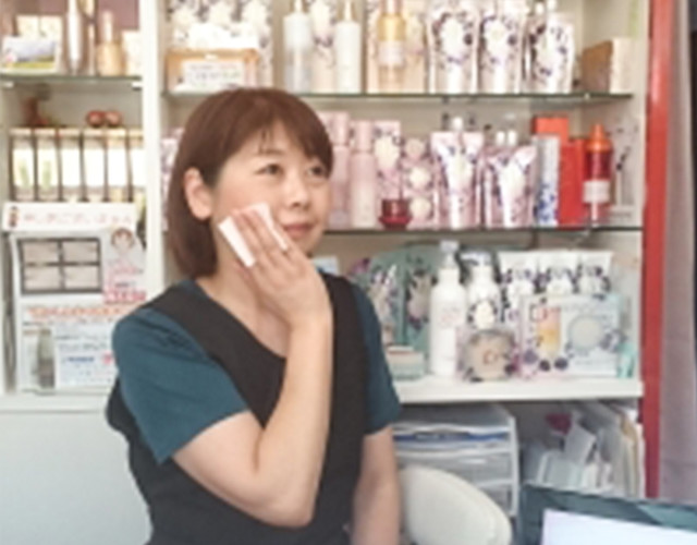 店長 油井 智香